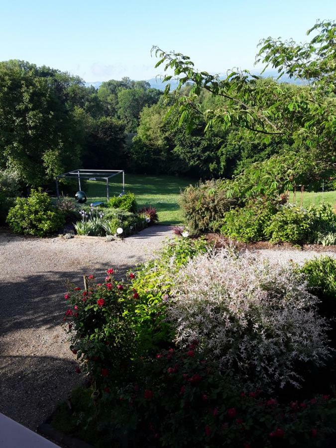La Parenthese Bed & Breakfast Saint-Genix-sur-Guiers Exterior photo
