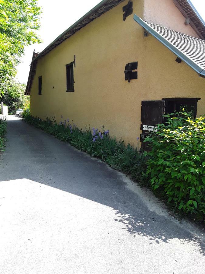La Parenthese Bed & Breakfast Saint-Genix-sur-Guiers Exterior photo